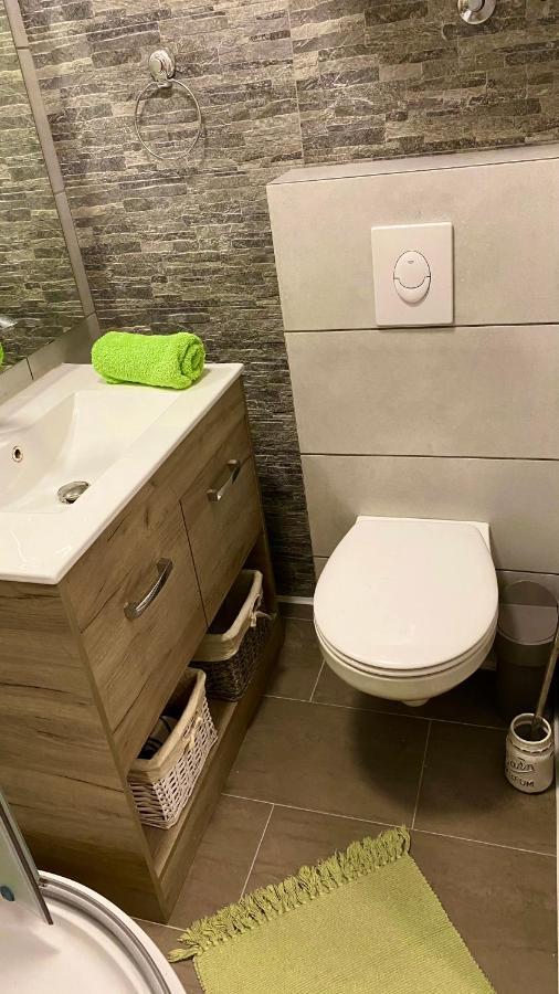 Studio Apartma Sara Lägenhet Piran Exteriör bild