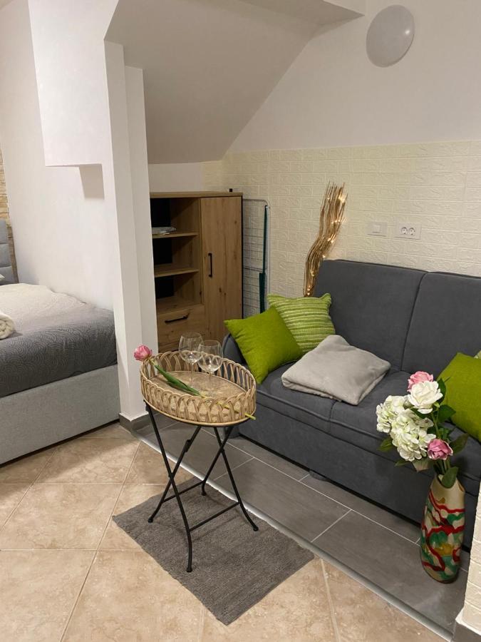 Studio Apartma Sara Lägenhet Piran Exteriör bild